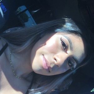 Meet your Posher, Yazmine